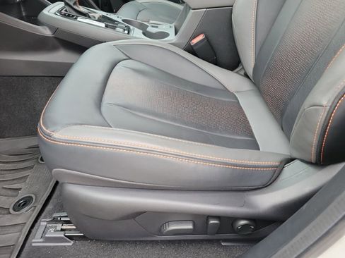 Used 2024 Subaru Crosstrek 2.5i Limited w/ Popular Package #3A image 6