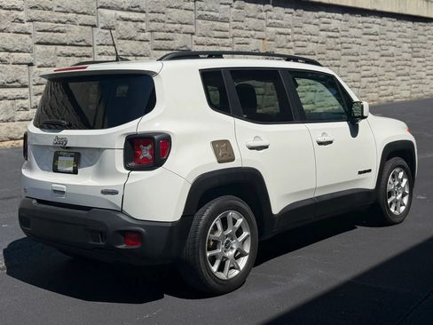 Used 2021 Jeep Renegade Latitude FWD image 6