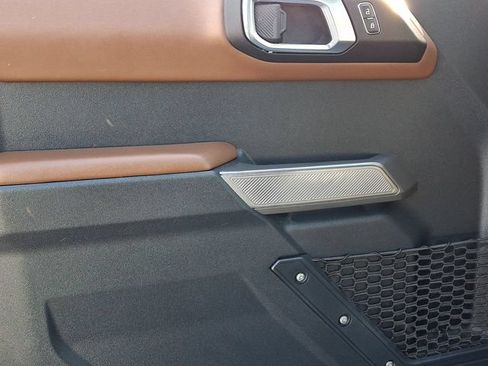 Used 2022 Ford Bronco Outer Banks AWD/4WD image 14