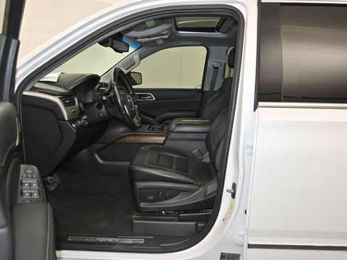 Used 2019 GMC Yukon XL Denali w/ Denali Ultimate Package AWD/4WD image 22