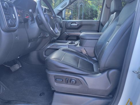 Certified 2020 Chevrolet Silverado 1500 LTZ AWD/4WD image 37
