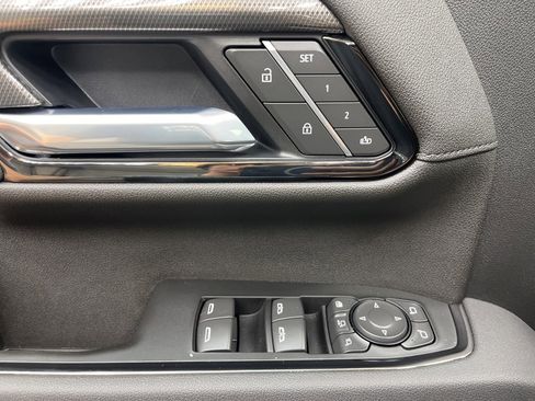 New 2026 GMC Sierra 2500 AT4 w/ AT4 Premium Plus Package image 9