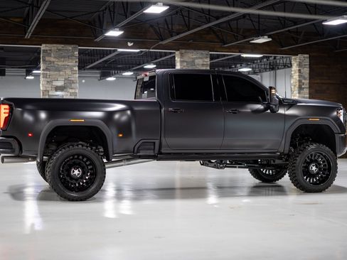 Used 2026 GMC Sierra 3500 Denali Ultimate AWD/4WD image 24
