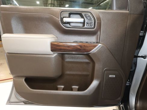 Certified 2021 GMC Sierra 1500 SLT w/ SLT Convenience Package image 24