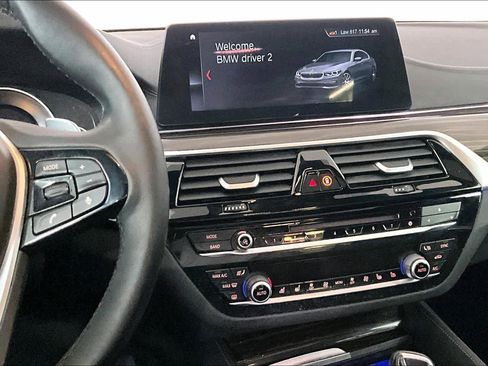 Used 2017 BMW 540i xDrive 540i xDrive image 7