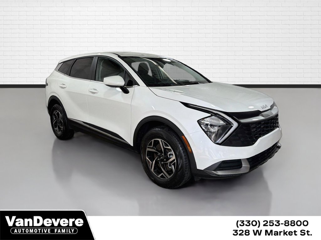 Used 2023 Kia Sportage LX AWD/4WD image 1