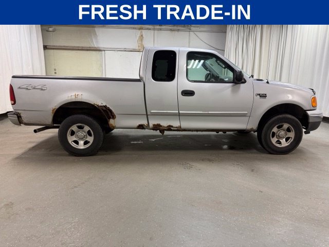 Used 2004 Ford F150 XLT AWD/4WD image 3