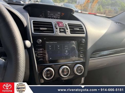 Used 2017 Subaru Forester 2.5i Limited AWD/4WD image 18