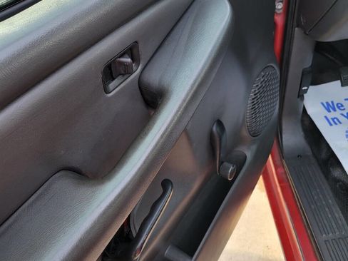 Used 2006 Chevrolet Silverado 3500 4x4 Crew Cab w/ Heavy-Duty Power Package image 19