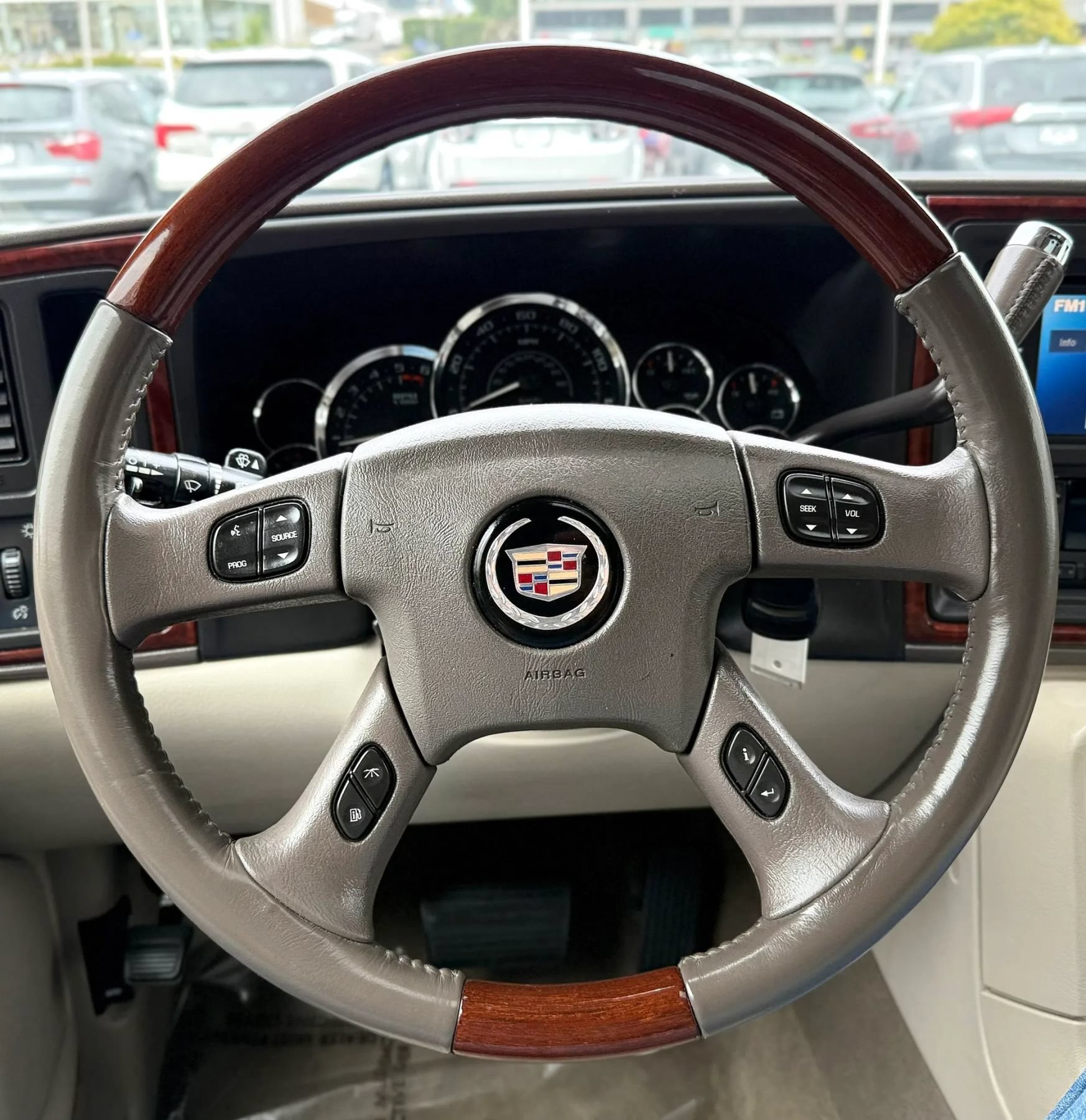 Used 2005 Cadillac Escalade AWD image 13