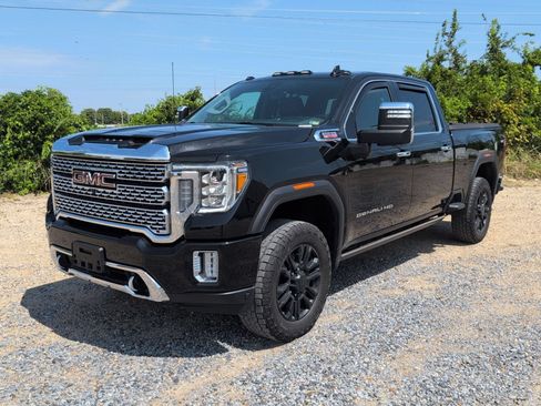Used 2022 GMC Sierra 2500 Denali w/ Denali Black Diamond Edition AWD/4WD image 10