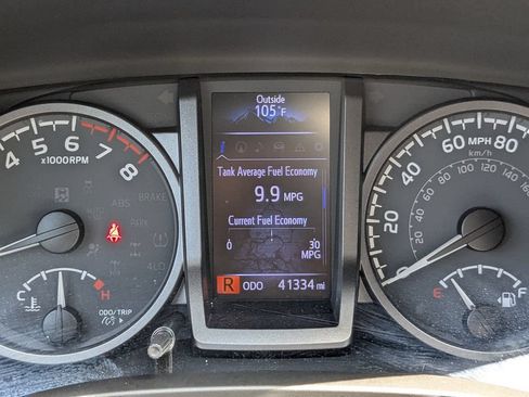 Used 2020 Toyota Tacoma TRD Off-Road w/ TRD Premium Off Road Package AWD/4WD image 27