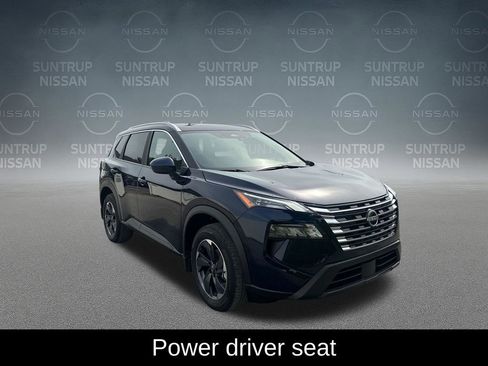 Used 2025 Nissan Rogue SV w/ SV Premium Package FWD image 10