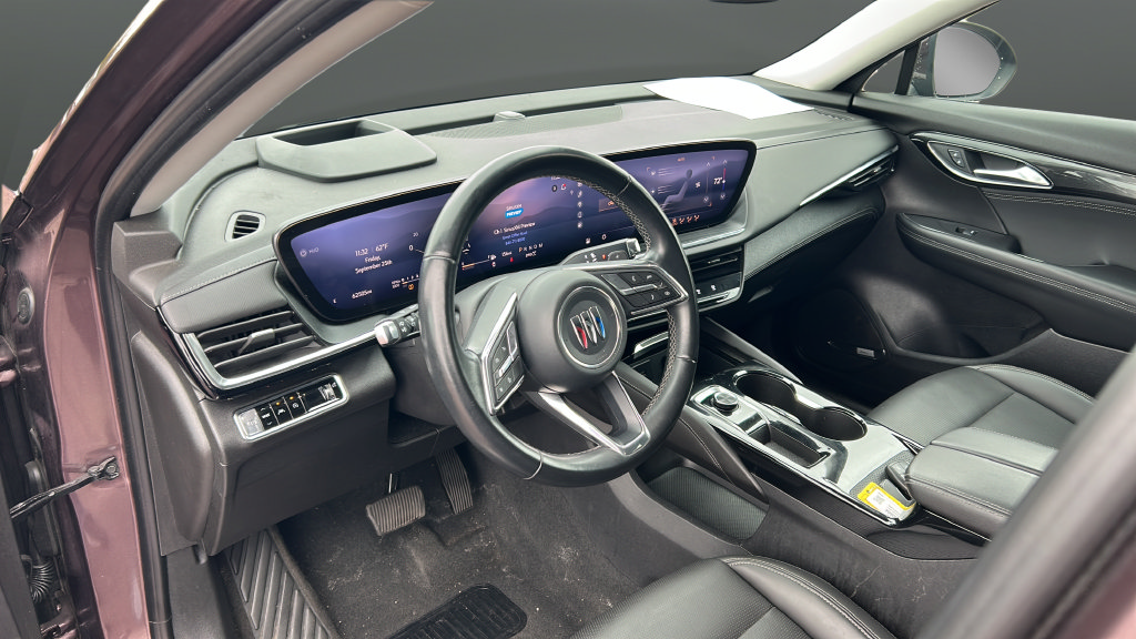 Used 2024 Buick Envision Preferred AWD/4WD image 10