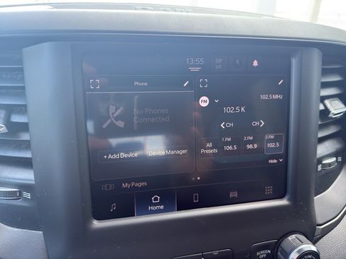 Used 2023 RAM 2500 Tradesman w/ Chrome Appearance Group image 11