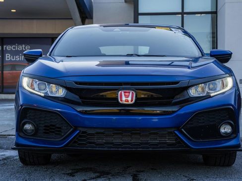 Used 2019 Honda Civic Sport image 2