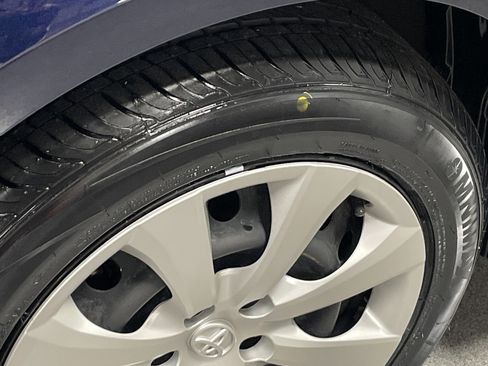 Used 2025 Toyota Corolla LE image 2