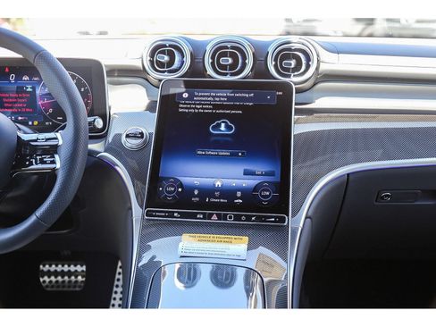New 2026 Mercedes-Benz GLC 300 4MATIC image 11