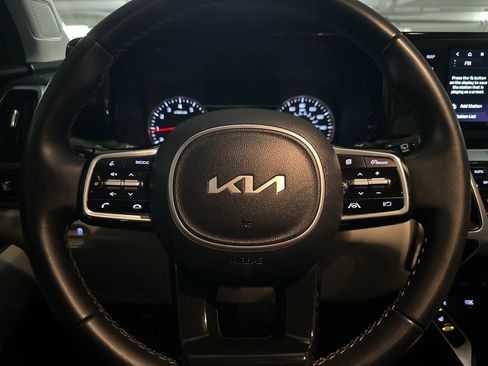 Certified 2023 Kia Sorento S AWD/4WD image 33