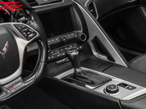 Used 2016 Chevrolet Corvette Z06 w/ 3LZ Preferred Equipment Group image 36