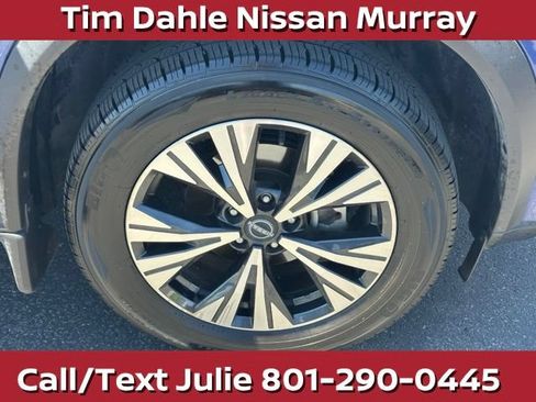 Used 2023 Nissan Rogue SV AWD/4WD image 14