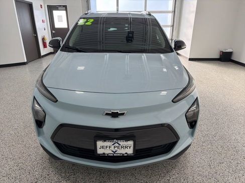 Used 2022 Chevrolet Bolt EUV LT image 8