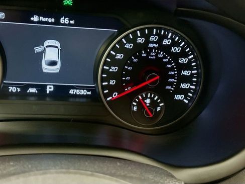 Used 2020 Kia Stinger GT2 image 12