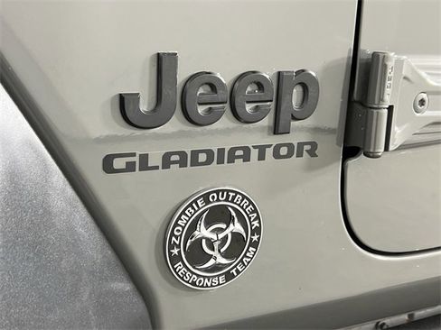 Used 2020 Jeep Gladiator Sport w/ Quick Order Package 24S image 32