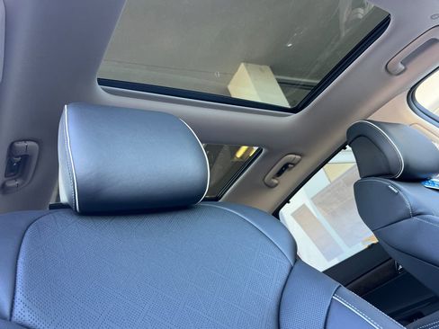 New 2026 Genesis GV80 2.5T Prestige image 18