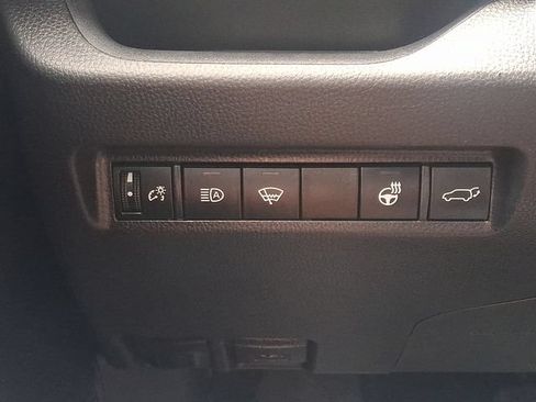 Used 2019 Toyota RAV4 XLE Premium w/ Cold Weather Package AWD/4WD image 26
