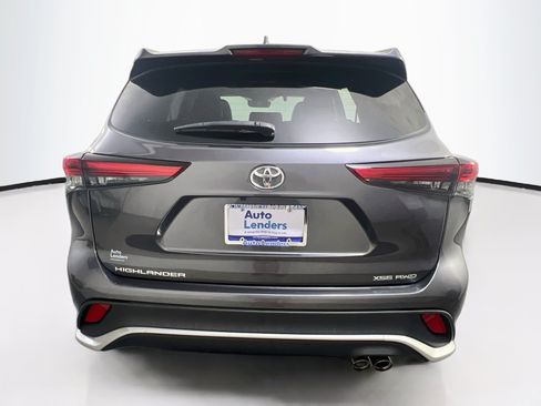 Used 2023 Toyota Highlander XSE AWD/4WD image 6