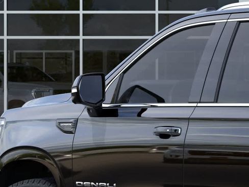 New 2026 GMC Yukon XL Denali Ultimate w/ LPO, Floor Liner Package AWD/4WD image 12