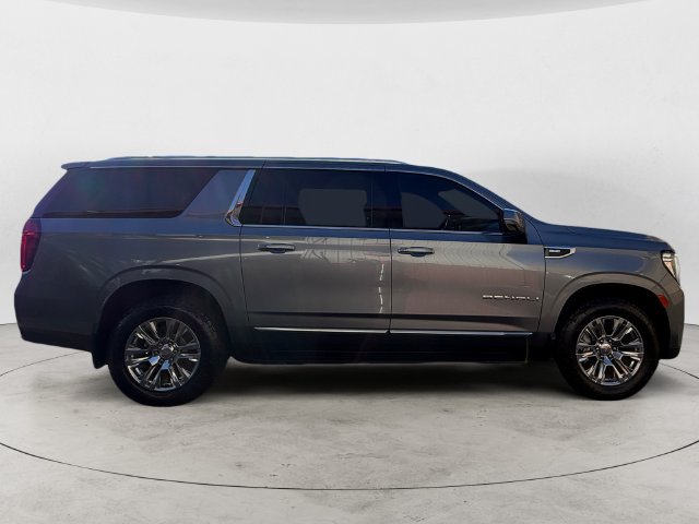 Used 2021 GMC Yukon XL Denali AWD/4WD image 4