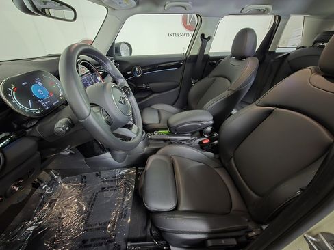 Certified 2023 MINI Cooper S image 15