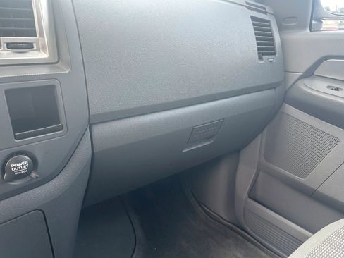 Used 2007 Dodge Ram 1500 Truck SLT w/ Quad Cab Big Horn Value Group image 17