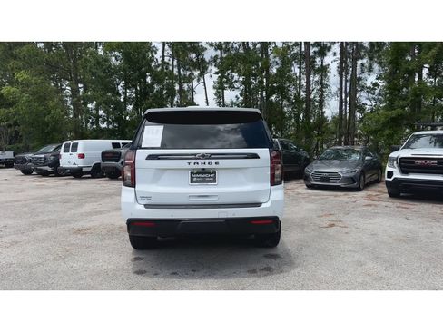 Certified 2024 Chevrolet Tahoe Z71 w/ Luxury Package AWD/4WD image 7
