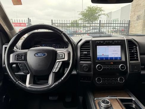 Used 2021 Ford Expedition Platinum AWD/4WD image 5