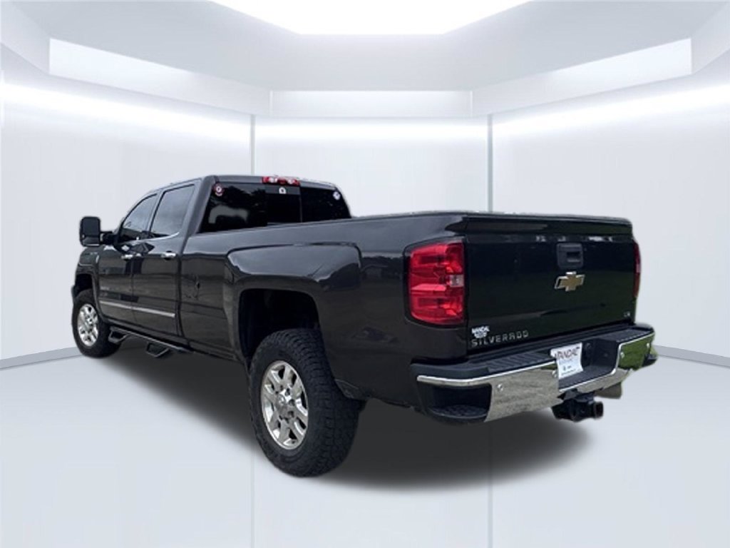 Used 2015 Chevrolet Silverado 3500 LTZ w/ Duramax Plus Package AWD/4WD image 7