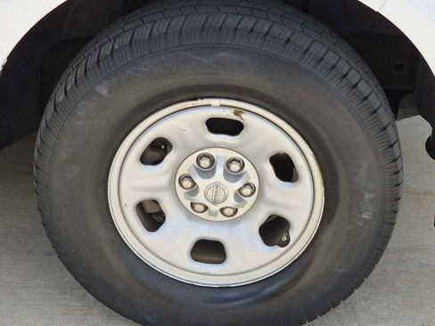 Used 2016 Nissan Frontier S image 29