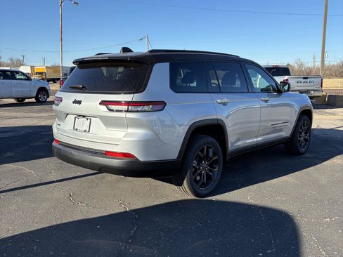 New 2025 Jeep Grand Cherokee L Limited image 14