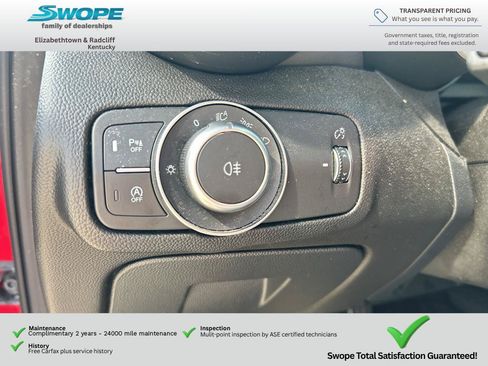 Used 2022 Alfa Romeo Giulia Ti AWD/4WD image 13