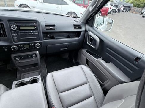 Used 2014 Honda Ridgeline RTL image 18