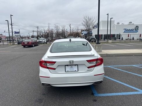 Certified 2022 Honda Accord Sport image 7