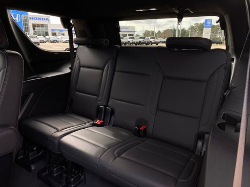 Used 2025 GMC Yukon Denali image 31