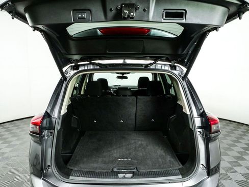 Used 2024 Nissan Rogue SV AWD/4WD image 29