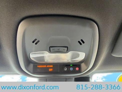Used 2025 Buick Envista Sport Touring w/ Convenience I Package FWD image 19
