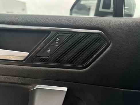 Certified 2022 Volkswagen Tiguan SE image 25