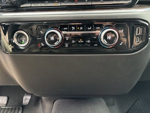 Used 2022 GMC Sierra 1500 Elevation image 38