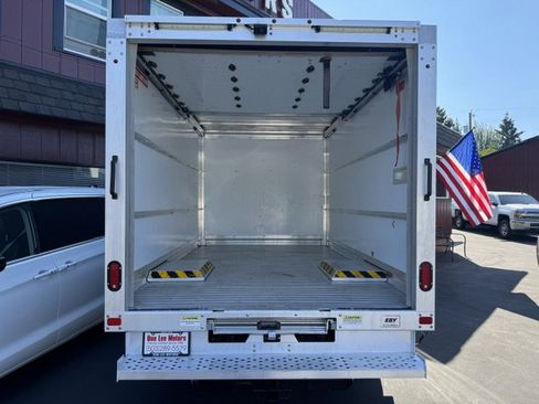 Used 2019 Ford Transit 350 156 DRW RWD image 4