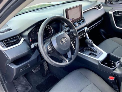 Used 2024 Toyota RAV4 XLE FWD image 17